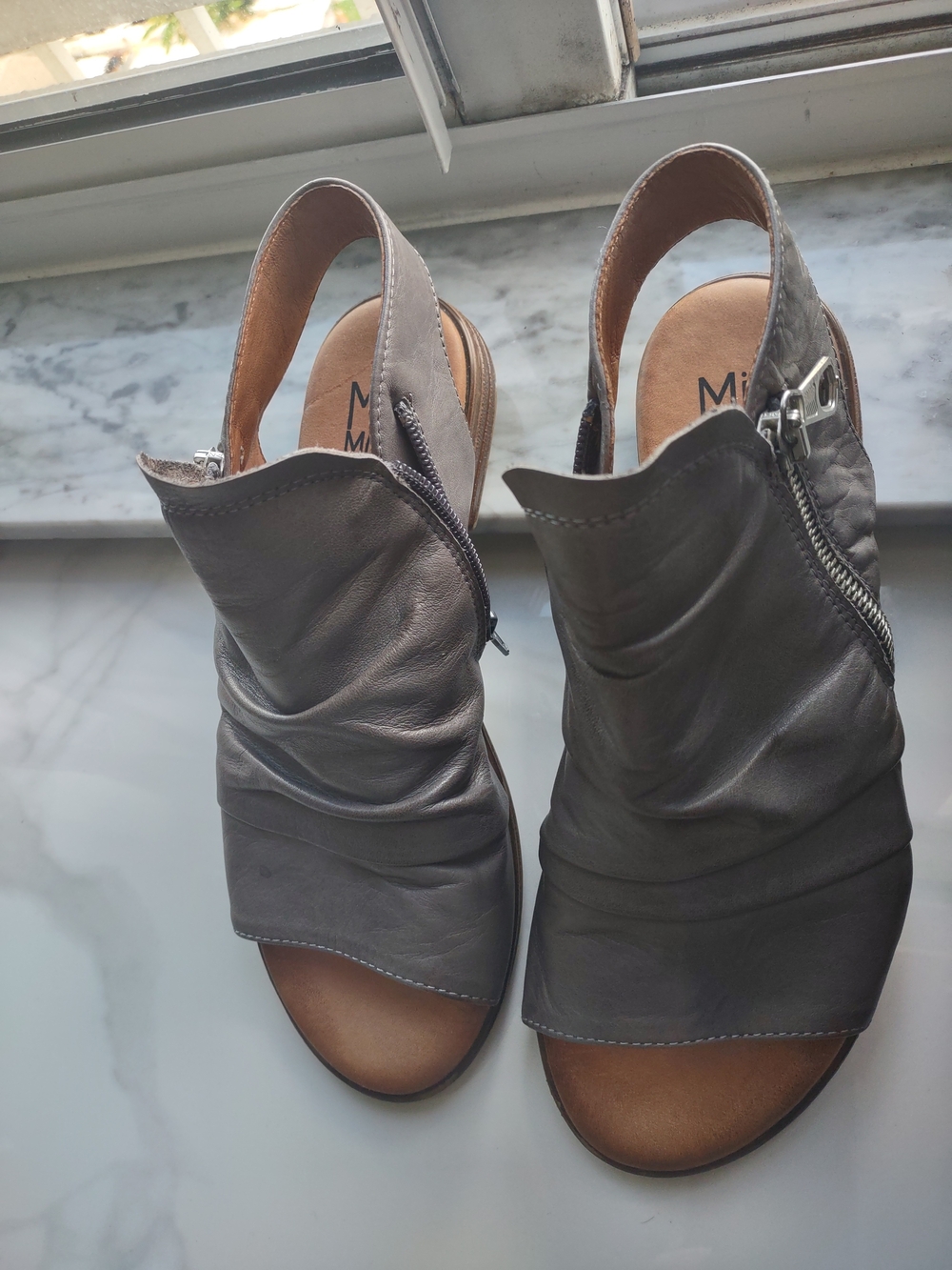 Miz Mooz Dylan Gray Leather Slingback Sandal with Side Zipper - Picture 6 of 6